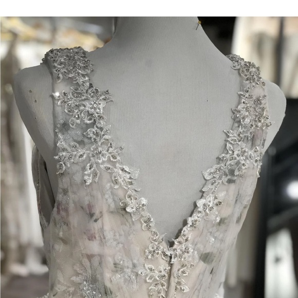 YSA Makino Size 10 lace Floral one of a kind ball gown. - Picture 9 of 16